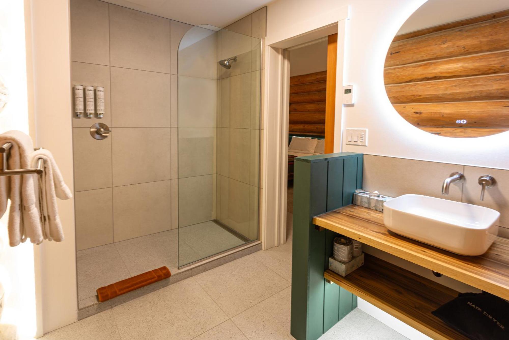 Bell 2 Lodge Bell II Habitación foto